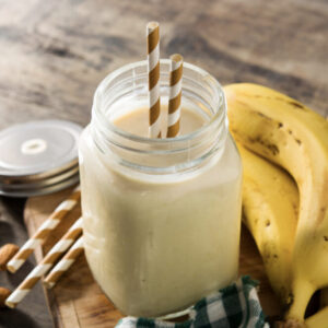 An up close image of the spiced banana almond milk smoothie.